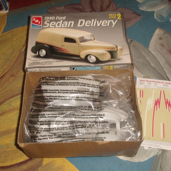 AMT | Toys | Amt Ertl Model Kit 94 Ford Sedan Delivery Truck Sealed ...